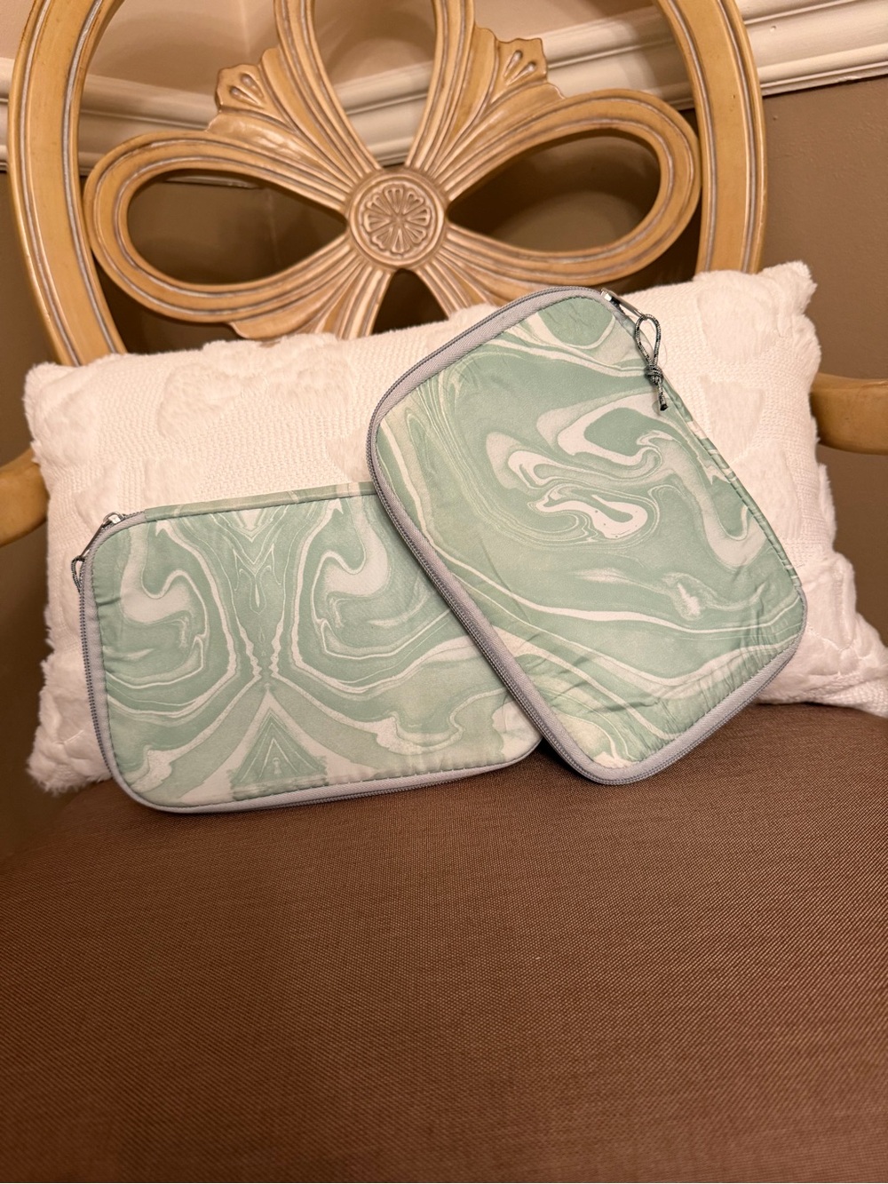 2 Pc mint Marble Print Cosmetic Toiletry Organizer Bags
 - Set of 2 NEW